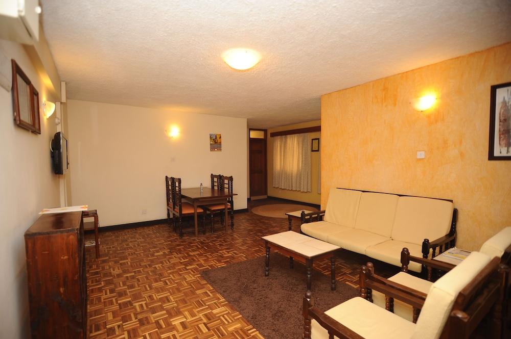 Kenya Comfort Suites Nairobi Exterior photo